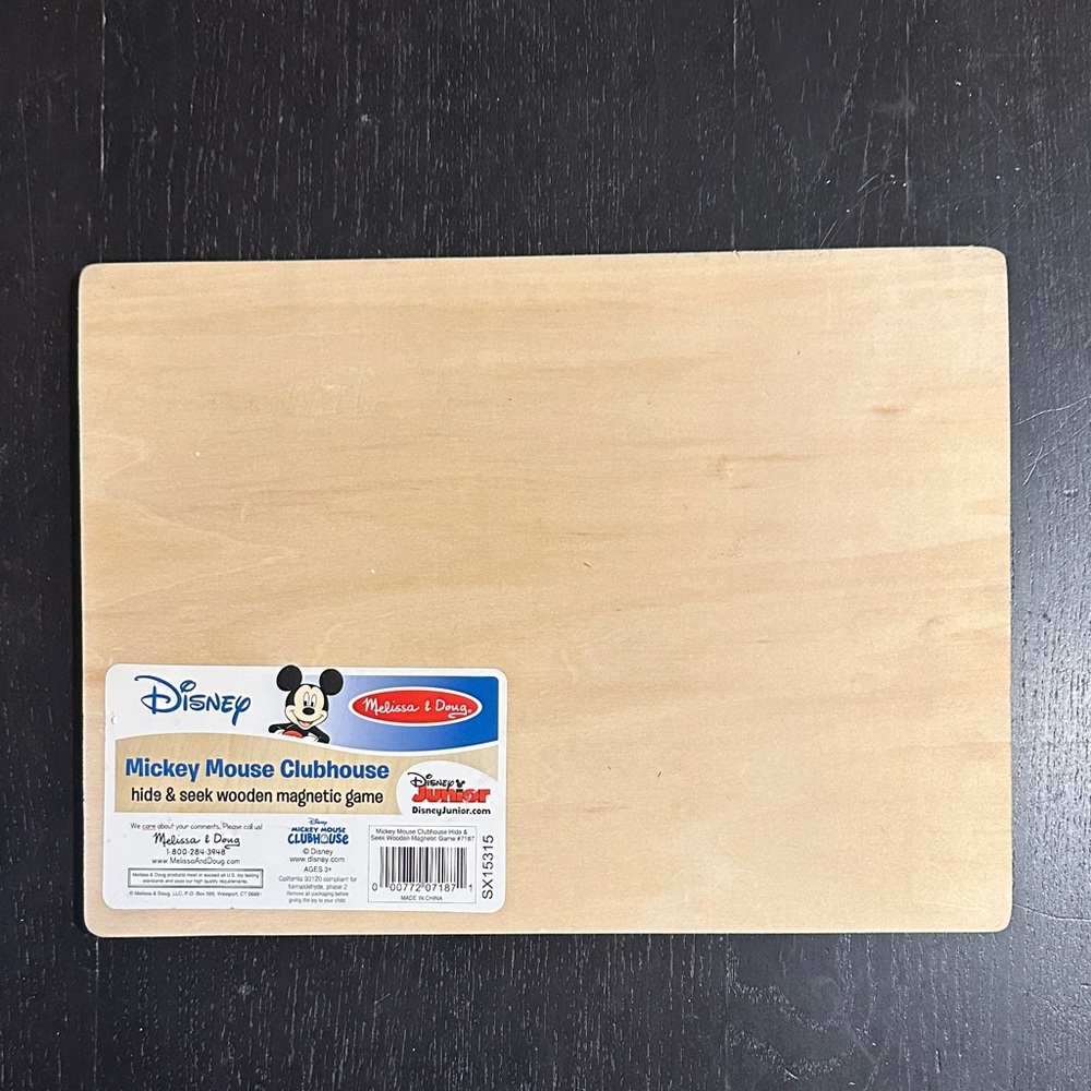 Disney Magnetic Puzzle Board - Red, Blue, and Green - Picture 2 of 4